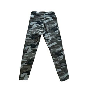 Express Women's Camo Leggings
